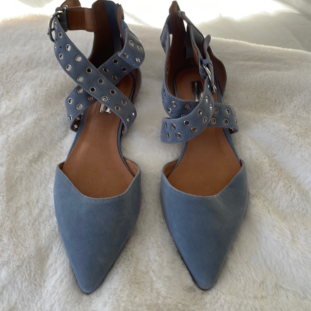 Womens light blue suede flats